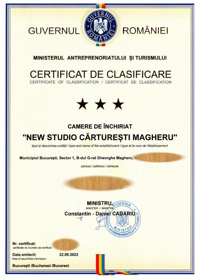 New Studio Carturesti - City Center Bukares Bagian luar foto